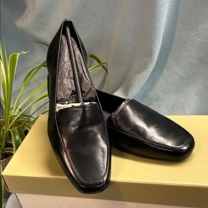 Easy Spirit Black Leather Women’s Slip-On Loafers Sz 8-1/2